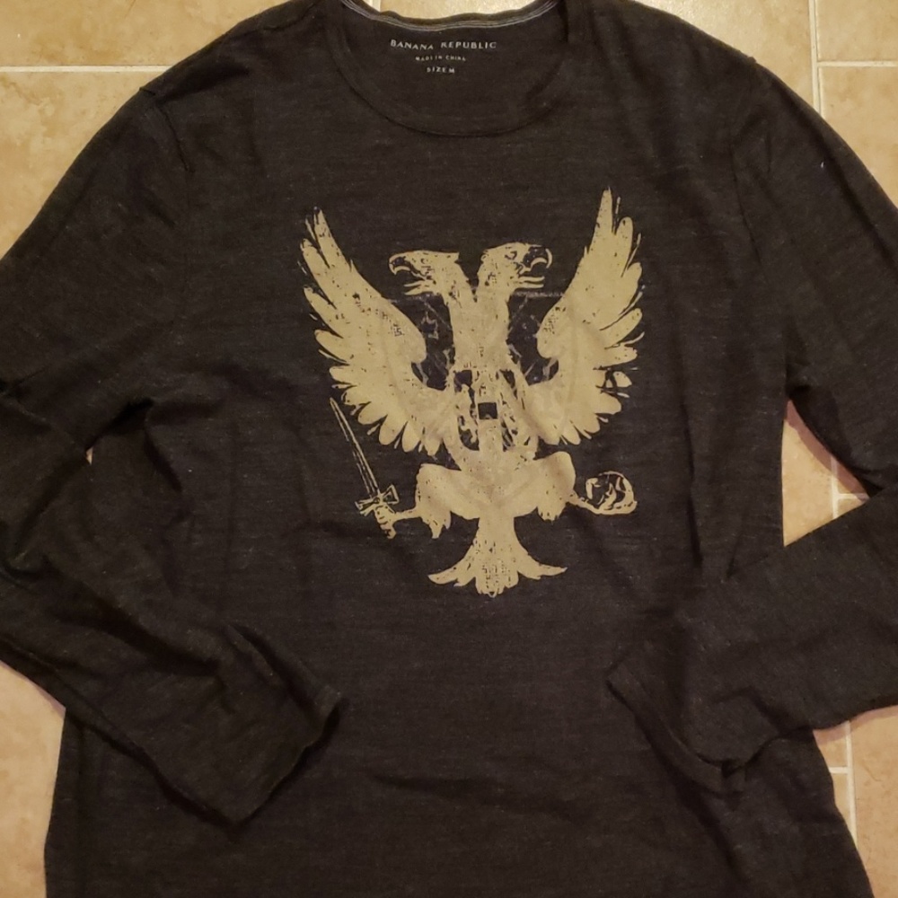 Banana Republic Long Sleeve T Shirt - Picture 3 of 3